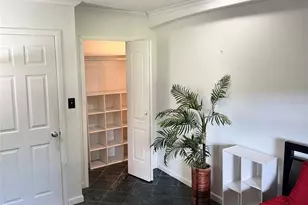 2606 E Crystal Lake Ave, Orlando, FL 32806 - Photo 17