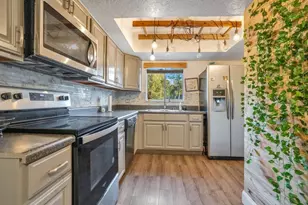 404 Country Ln NE, Winter Haven, FL 33881 - Photo 11