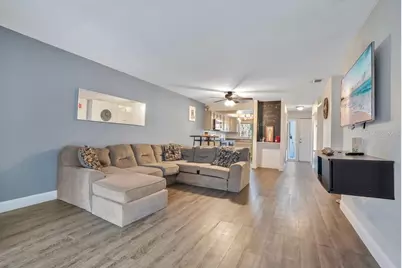 404 Country Lane NE #404, Winter Haven, FL 33881 - Photo 3