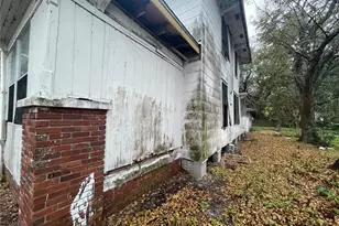 110 S Poplar Ave, Sanford, FL 32771 - Photo 17