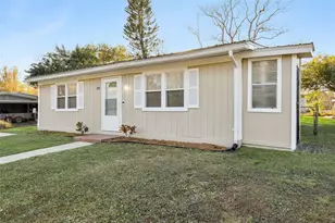 1576 Zinnia Dr, Deltona, FL 32725 - Photo 3