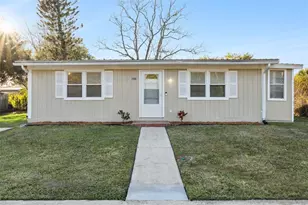 1576 Zinnia Dr, Deltona, FL 32725 - Photo 1