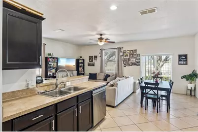 3933 Pemberly Pines Circle, Saint Cloud, FL 34769 - Photo 11