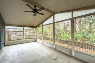 925 Maple Creek Dr, Orlando, FL 32828 - Photo 21