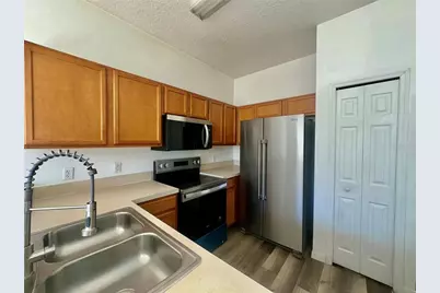 4304 Paradise Cove Court, Kissimmee, FL 34746 - Photo 9