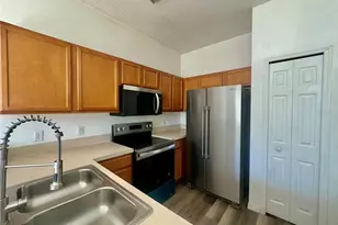 4304 Paradise Cove Ct, Kissimmee, FL 34746 - Photo 9