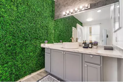 137 S Roma Way, Kissimmee, FL 34746 - Photo 9