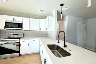 4732 Lighthouse Cir, Orlando, FL 32808 - Photo 9