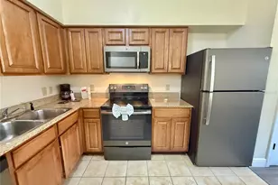 12539 Floridays Resort Dr, Orlando, FL 32821 - Photo 13