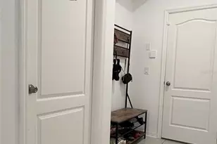 8205 Bayliss Ct, Orlando, FL 32825 - Photo 11