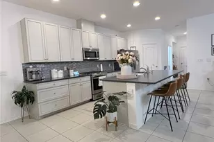 8205 Bayliss Ct, Orlando, FL 32825 - Photo 9