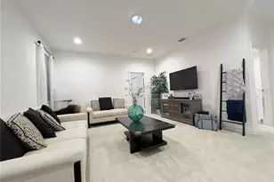 8205 Bayliss Ct, Orlando, FL 32825 - Photo 15