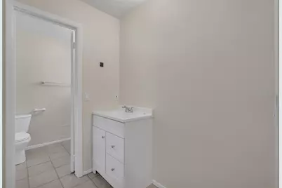 10814 Wheaton Court, Orlando, FL 32821 - Photo 15