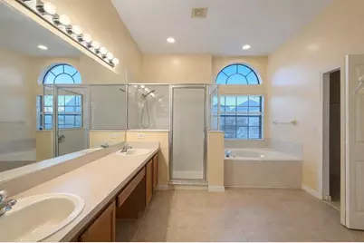 540 Coventry, Davenport, FL 33897 - Photo 13