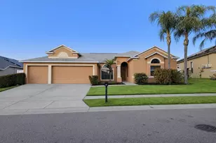 540 Coventry, Davenport, FL 33897 - Photo 1