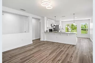 212 Miles Court, Davenport, FL 33837 - Photo 5