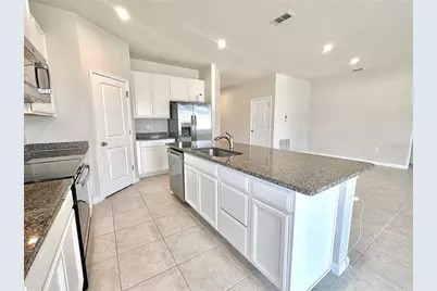 5587 Toulouse Lane, Saint Cloud, FL 34771 - Photo 9