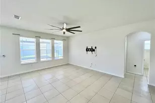 1924 Siesta Falls Ct, Orlando, FL 32824 - Photo 7