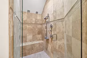 16623 Royal Palm Dr, Groveland, FL 34736 - Photo 11