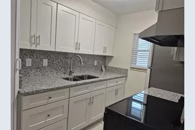 845 Sky Lake Circle #D, Orlando, FL 32809 - Photo 3