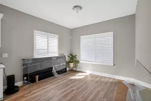 10710 Falling Leaf Ct, Parrish, FL 34219 - Photo 11