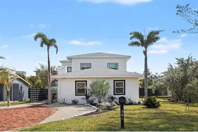 580 Russell Street, Longboat Key, FL 34228 - Photo 1