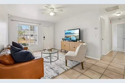 38 Lake Villa Way, Kissimmee, FL 34743 - Photo 5