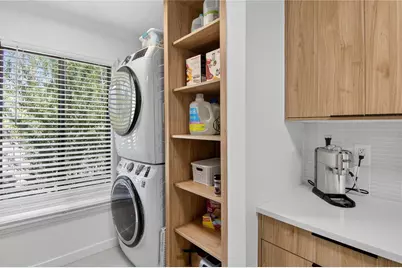 5356 Burning Tree Drive #D-07-2, Orlando, FL 32811 - Photo 9