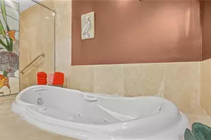 241 Riverside Dr, Daytona Beach, FL 32117 - Photo 41