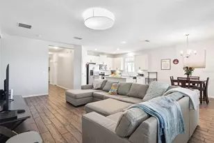 308 Lake Davenport Cir, Davenport, FL 33837 - Photo 7