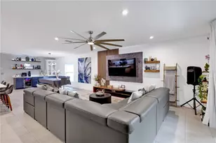 585 Pink Ibis Bnd, Saint Cloud, FL 34772 - Photo 15