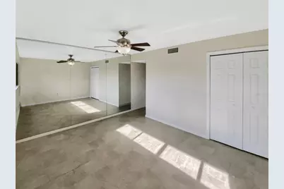 705 S Village Drive N #205, Saint Petersburg, FL 33716 - Photo 7