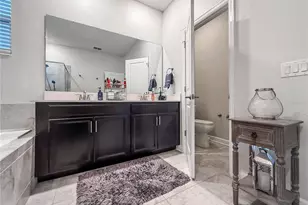 2537 Camden Park Cir, Davenport, FL 33837 - Photo 37