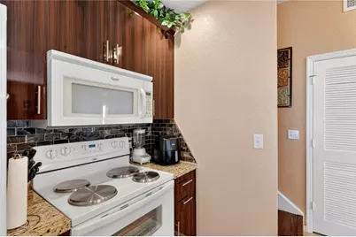 2605 Gala Rd S. #107, Kissimmee, FL 34746 - Photo 7