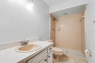 2429 S Myrtle Ave, Sanford, FL 32771 - Photo 19