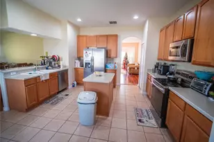 9931 Heron Pointe Dr, Orlando, FL 32832 - Photo 7