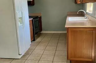 235 Crabtree Ave, Orlando, FL 32835 - Photo 3