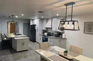 2325 Lauderdale Ct, Orlando, FL 32805 - Photo 3