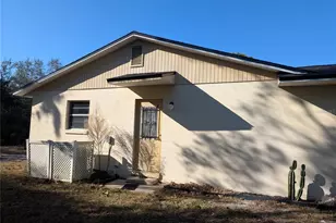 24 S Courtland Blvd, Deltona, FL 32738 - Photo 3