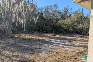 24 S Courtland Blvd, Deltona, FL 32738 - Photo 5