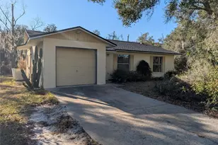 24 S Courtland Blvd, Deltona, FL 32738 - Photo 1