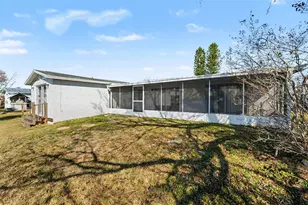 7406 E Westwind Dr, Port Richey, FL 34668 - Photo 23