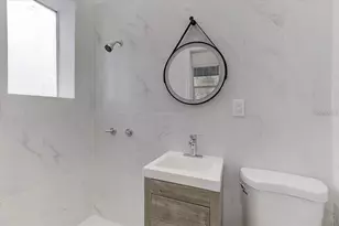 1862 6th St, Sarasota, FL 34236 - Photo 7