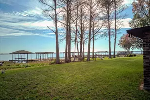 12255 Virginia Dr, Leesburg, FL 34788 - Photo 3