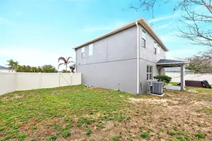 1709 Calm Waters Ct, Tavares, FL 32778 - Photo 29