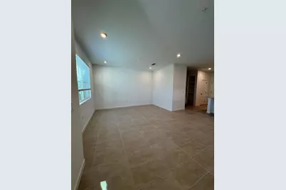 2751 Camellia Flower Street, Apopka, FL 32703 - Photo 5