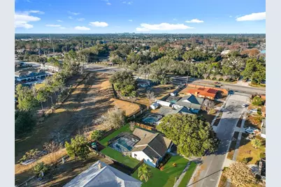 4637 Creekview Lane, Oviedo, FL 32765 - Photo 3