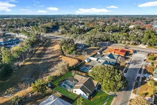 4637 Creekview Ln, Oviedo, FL 32765 - Photo 3