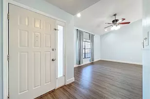 4637 Creekview Ln, Oviedo, FL 32765 - Photo 9