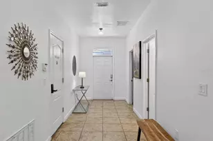 9107 El Caro Ln, Davenport, FL 33896 - Photo 7